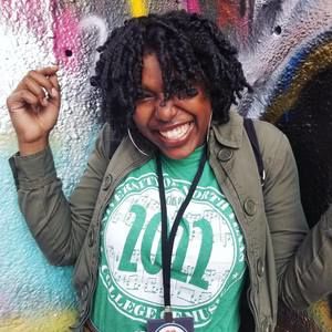 Meet your Posher, Brooke